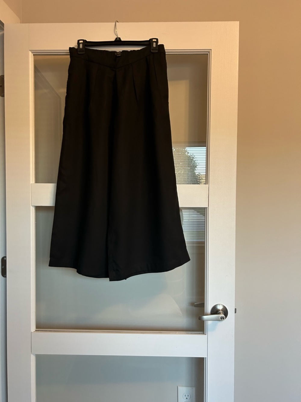 LOFT Black Cropped Wide-Leg Pants